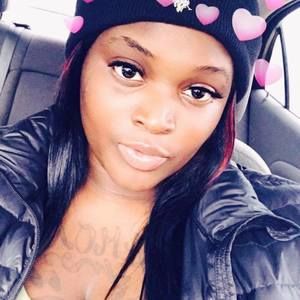 Meet your Posher, Renee